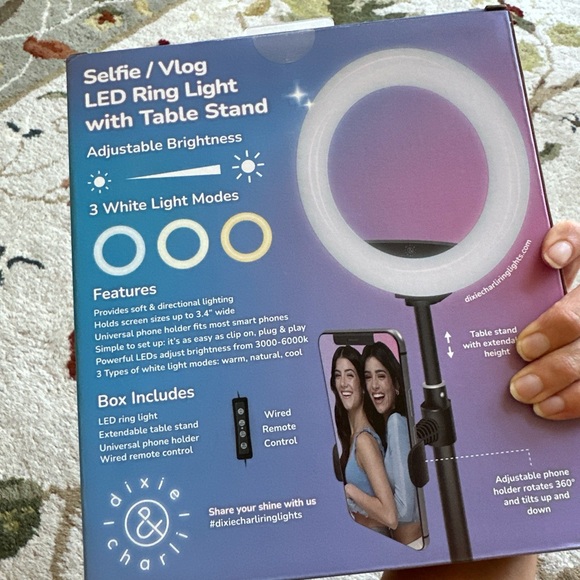 Dixie & Charli Selfie / Vlog LED RING LIGHT w Table Stand & Wired Remote NEW - Picture 2 of 2